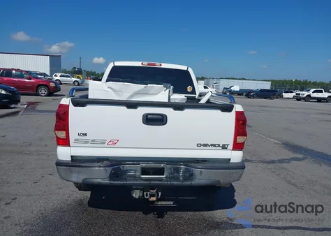 2003 Chevrolet Silverado 1500 Ls z USA, uszkodzony, nr VIN 2GCEC19V631156876